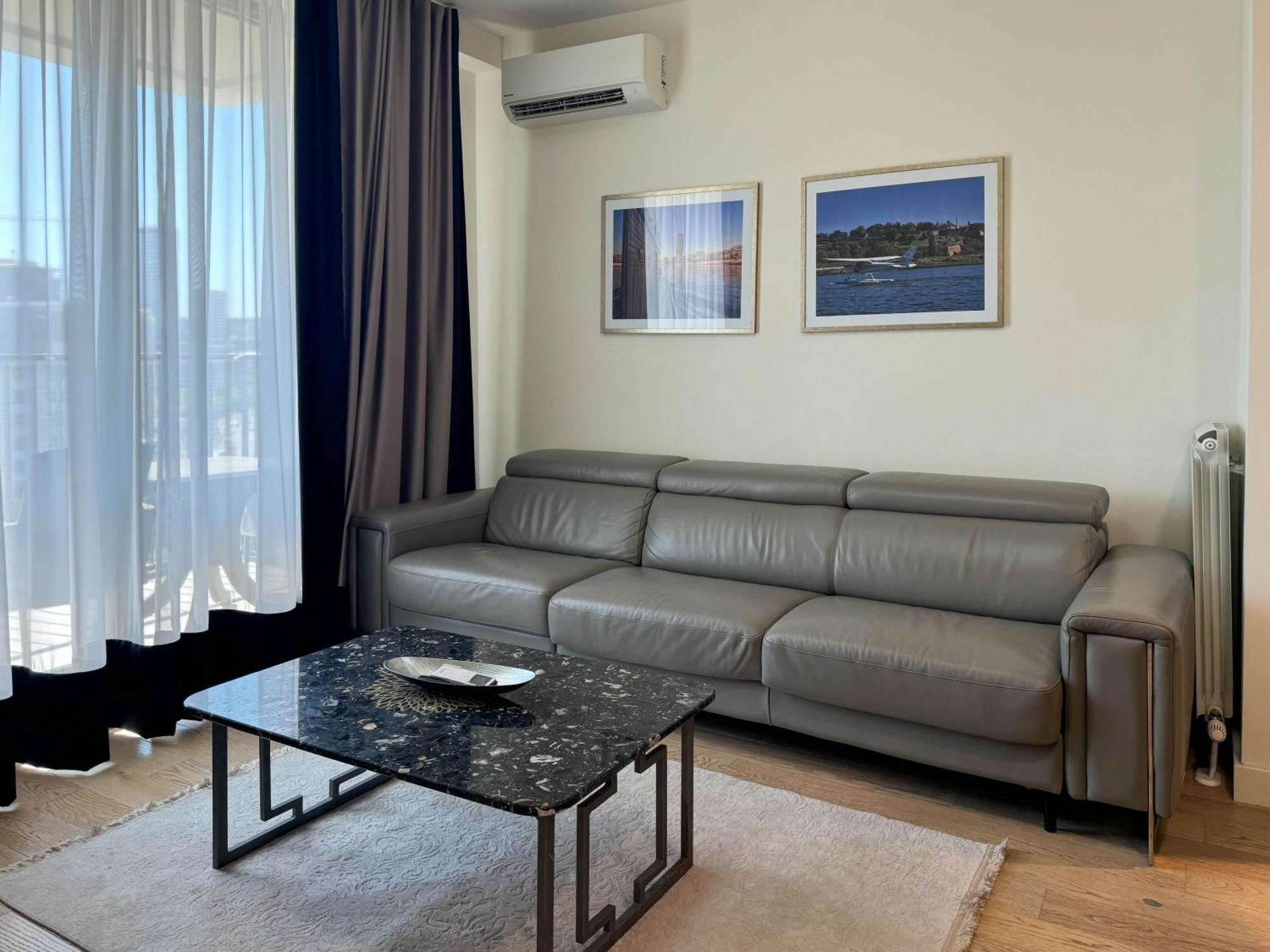 Belgrade Waterfront - Beograd Na Vodi - Metropolitan Luxury Apartments Buitenkant foto